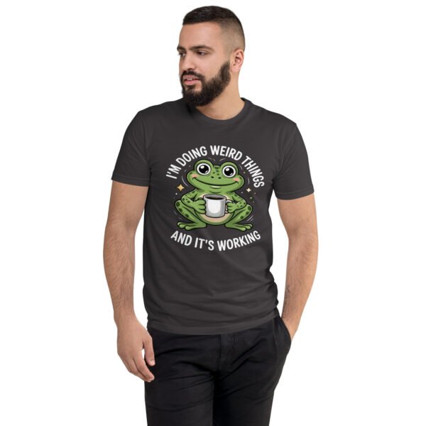 I"M Doing Weird Things- Men's Fitted Short Sleeve T-shirt